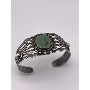 Native American Sterling silver Turquoise Bracelet signed
